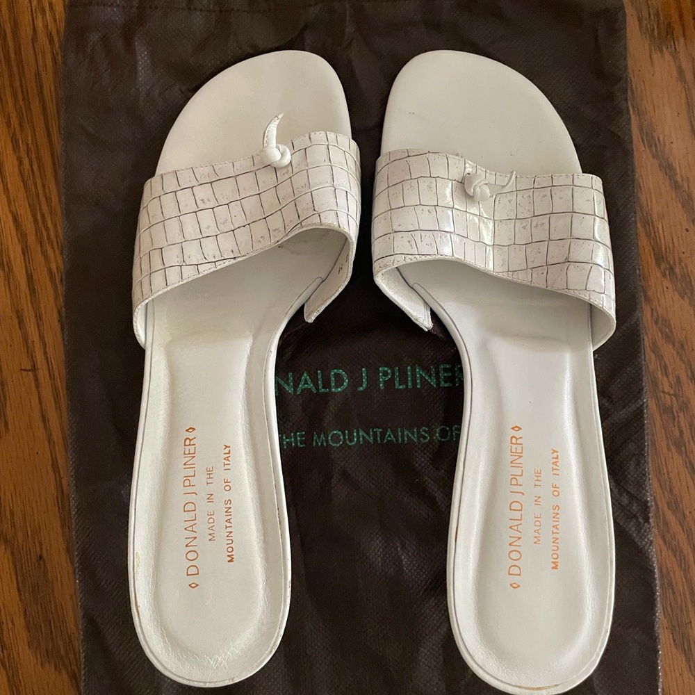 Donald Pliner sandals